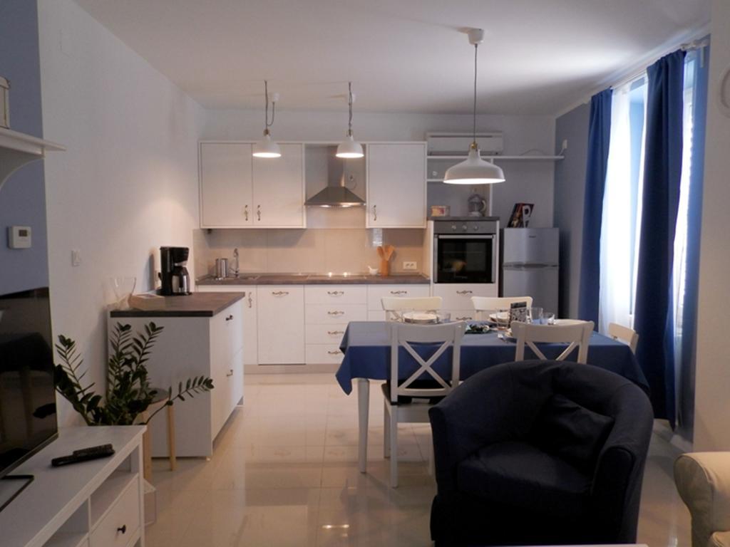 Apartment Kiki Candy Malinska Pokój zdjęcie